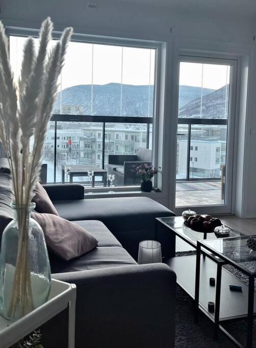 New Magnificent View Apartment Near The Centre Tromso Bagian luar foto