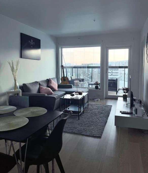 New Magnificent View Apartment Near The Centre Tromso Bagian luar foto