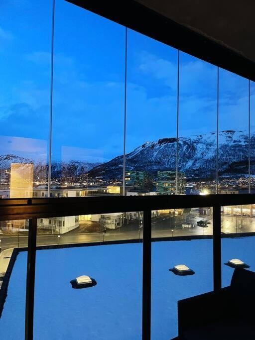 New Magnificent View Apartment Near The Centre Tromso Bagian luar foto