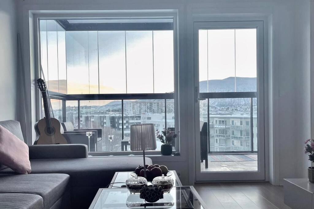 New Magnificent View Apartment Near The Centre Tromso Bagian luar foto